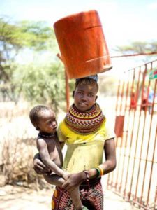 kenyan-girl-jerrycan-baby